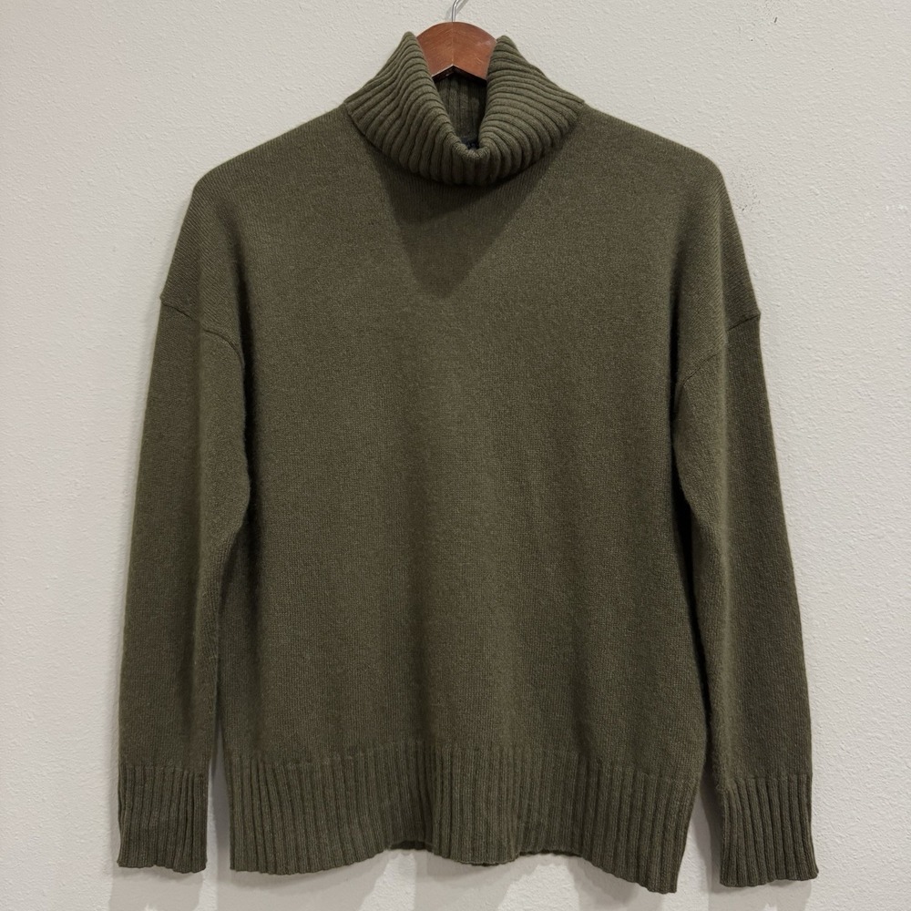 NWT 360 Cashmere Rita Turtleneck Sweater XS Green Drop Shoulder‎ Rib Hem